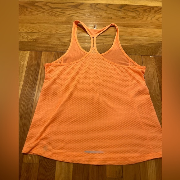 Under Armour Orange Tank - Picture 3 of 3